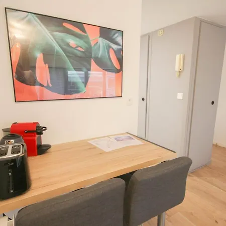 Grand Place Center Apartment *